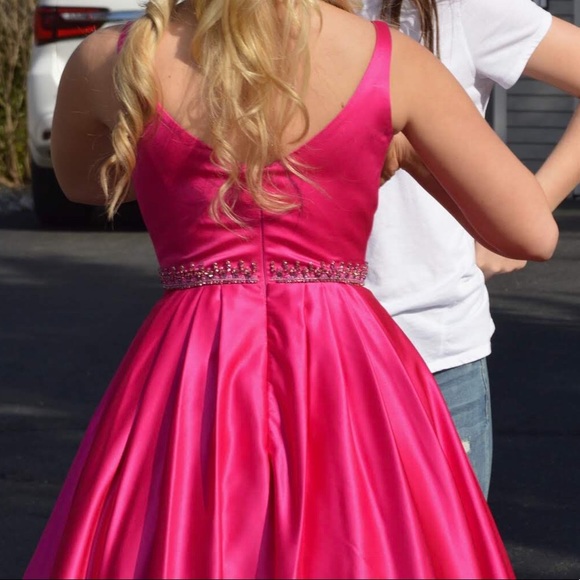 SHERRI HILL PINK PROM DRESS - Picture 6 of 6